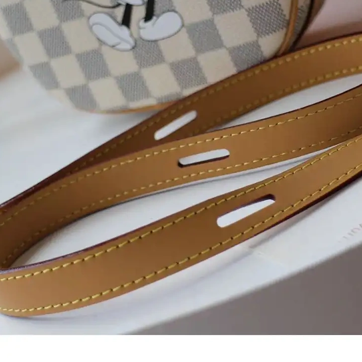 Fashionrepsfam ru 207B570013 LV Bags 0819